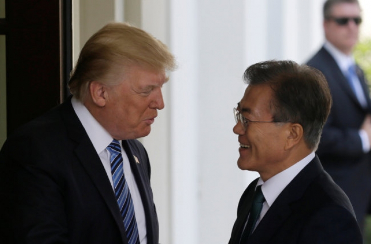 Moon to head to US for talks on upcoming US-N. Korea summit