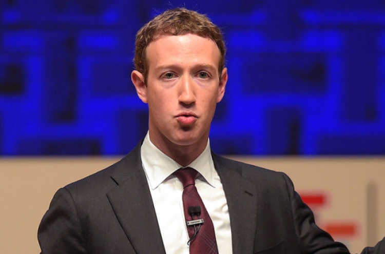 Facebook‘s Zuckerberg agrees to live-stream EU parliament hearing