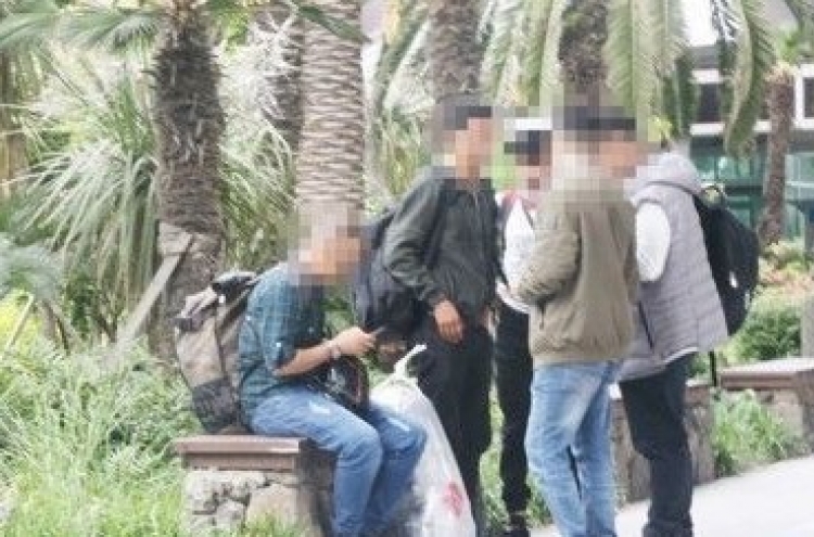 Broker arrested for helping illegal immigrants get jobs in Jeju