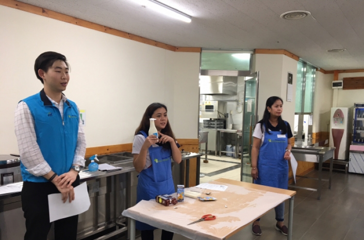 Bonding through cuisine: Disabled students learn culinary skills