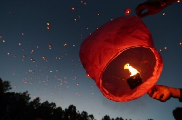 ‘Sky lantern caused Goyang oil storage fire’: police
