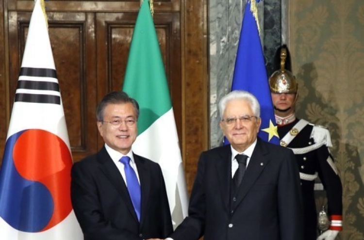 Moon and Italian president hold talks on bilateral ties