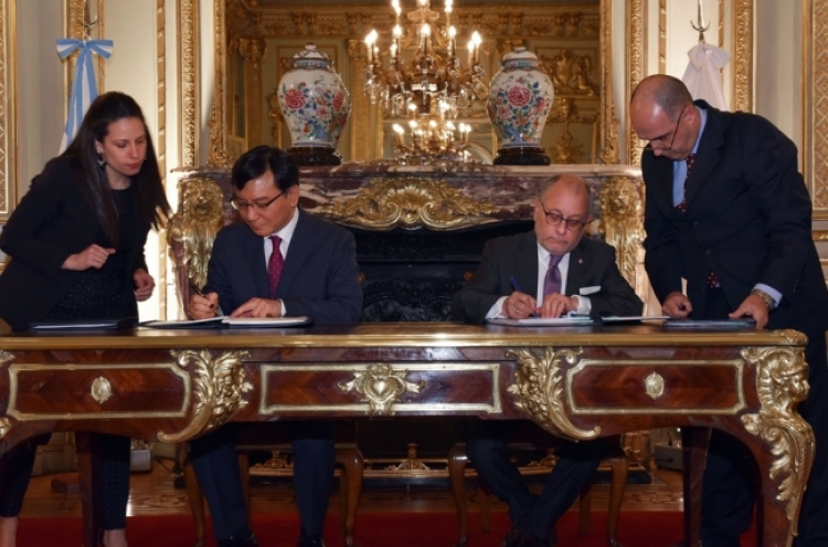 Korea, Argentina sign working holiday visa deal