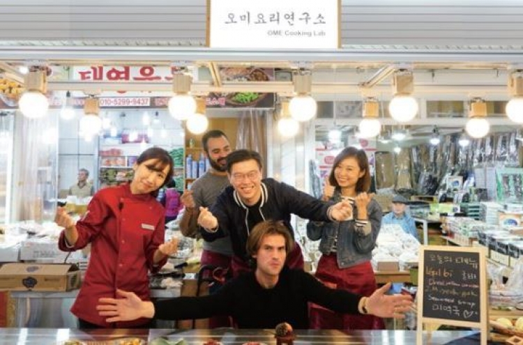 Seoul develops cooking class in English at Korean traditional market