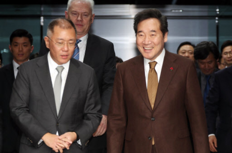 Prime minister hopes Hyundai Motor will take the lead in next-generation cars