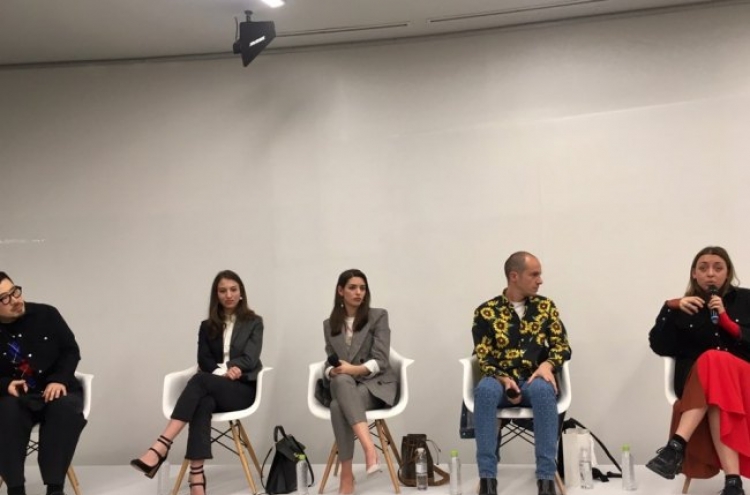 2019 F/W Seoul Fashion Week: International buyers discuss e-commerce