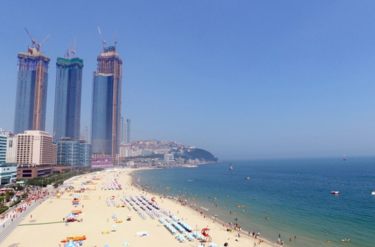 Haeundae beach to open June 1
