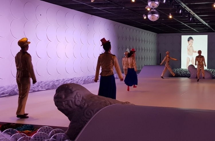 Ahn Eun-me turns museum space into dance stage
