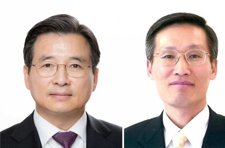 Moon names new vice finance minister, deputy chief of spy agency
