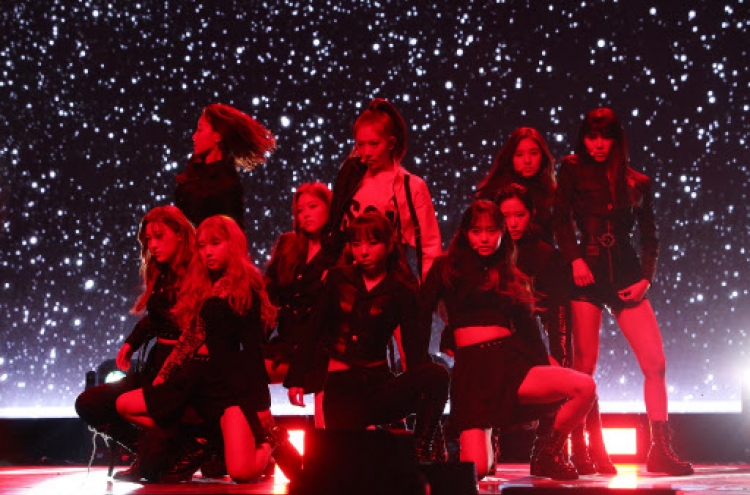 K-pop moguls make new move with girl groups
