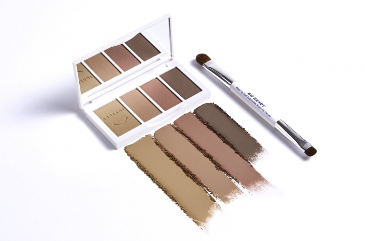 Amorepacific launches eye shadow palette for men
