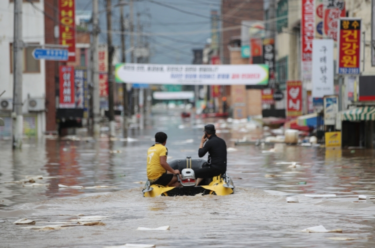 31 dead, 11 missing as heavy rain falls across S. Korea