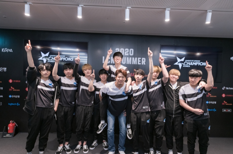 T1, Faker victims of first postseason League of Legends upset