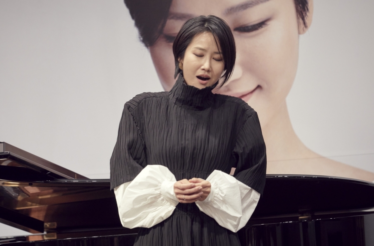 Soprano says 20th century Korean songs best way to express her ‘free spirit’