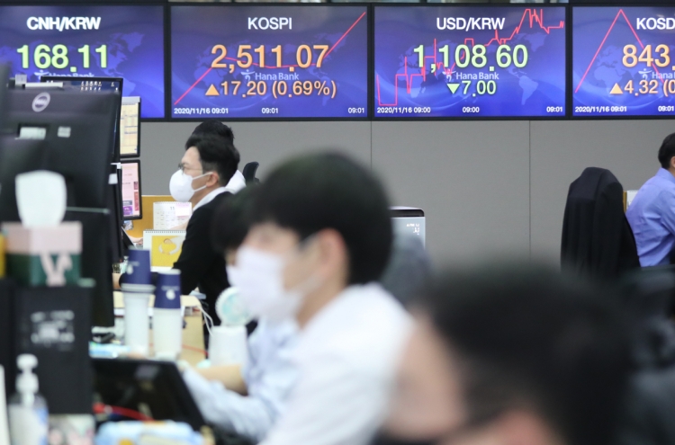 Seoul stocks open sharply higher on chip, auto gains