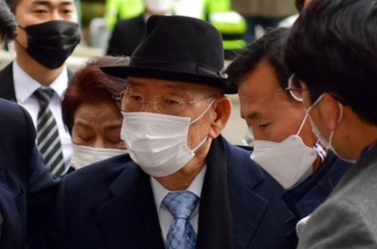 Ex-president Chun found guilty of defaming 1980 massacre witness
