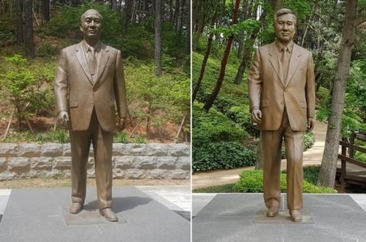 Local govt. to retain controversial statues of former presidents