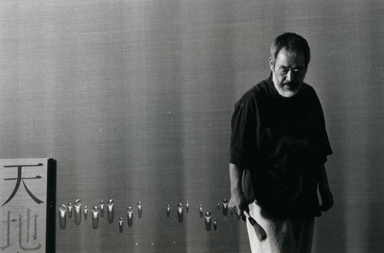 Contemporary art master Kim Tschang-yeul dies at age of 91