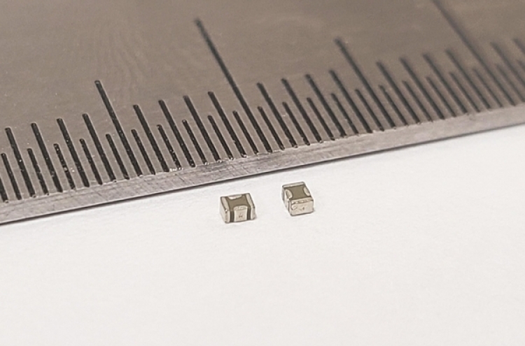 Samsung introduces thinner, more advanced capacitors for 5G phones