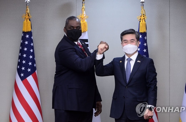 Defense chiefs of S. Korea, US reaffirm commitment to alliance, combined defense posture