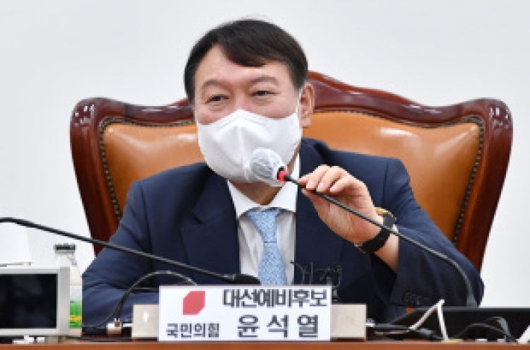 [Newsmaker] Ex-Prosecutor General Yoon hustles to bolster support from main opposition after party entry