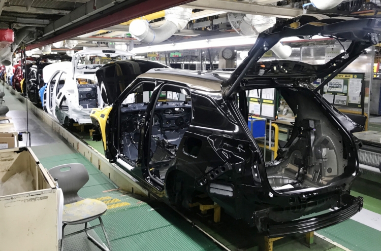 S. Korea’s car production drops in Q3 on global chip shortage