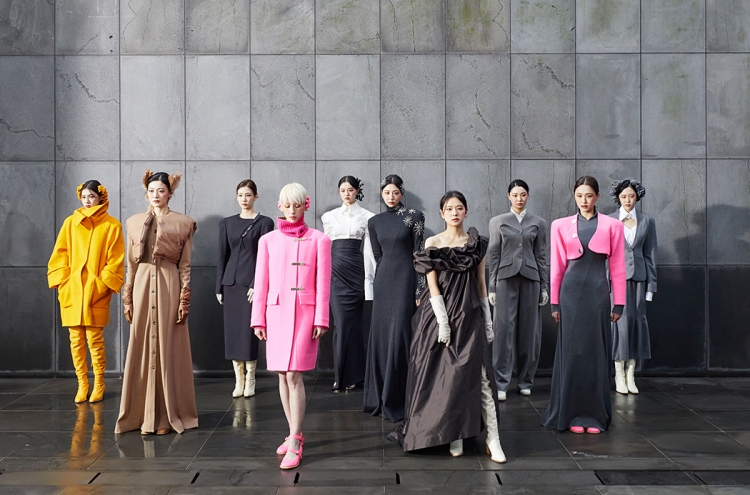 Physical shows’ return at Seoul Fashion Week reinvigorates stagnant fashion industry