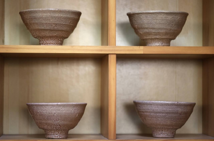 [Visual History of Korea] The ‘Tea Bowl War’ and Korean potters’ impact on history