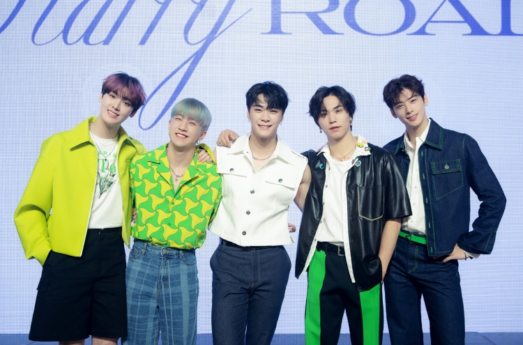 Astro boasts its signature freshness in 3rd LP ‘Drive to the Starry Road’