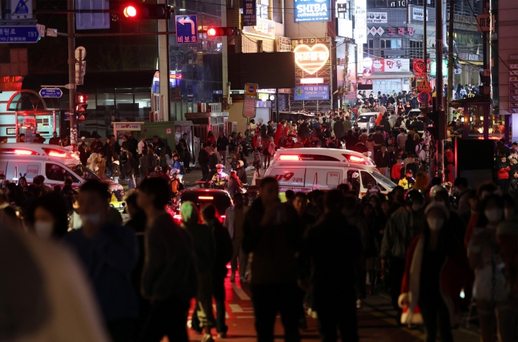 Four factors behind the tragic Itaewon crowd surge