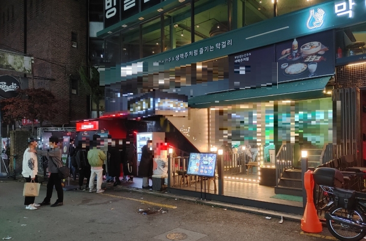 Are Hongdae clubs and streets safe?