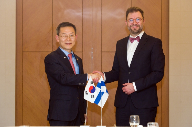 Finnish minister visits Seoul to discuss technology cooperation with S. Korea