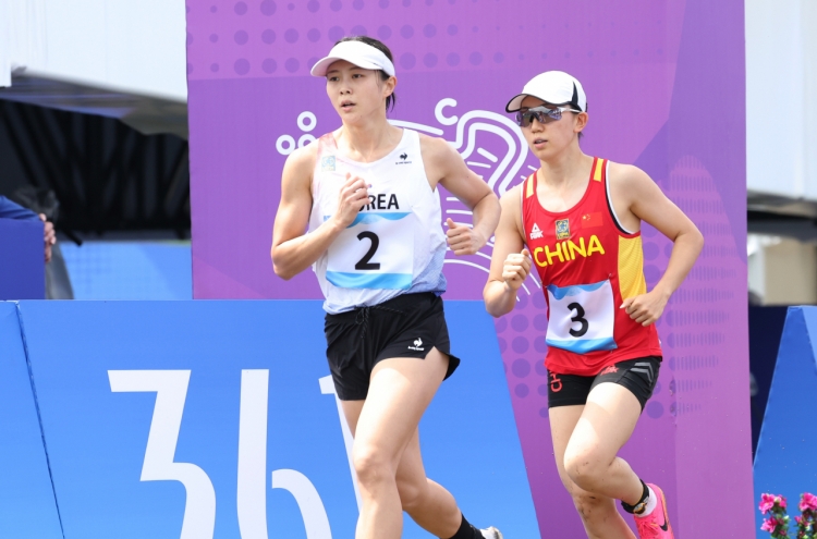 Modern pentathlete Kim Sun-woo wins silver for S. Korea's 1st medal in Hangzhou