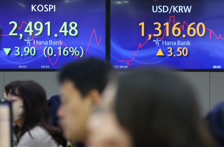 Seoul shares open lower on US tech slide