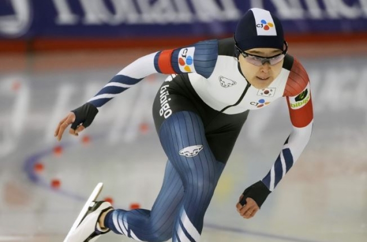 S. Korean Kim Min-sun grabs silver at speed skating worlds