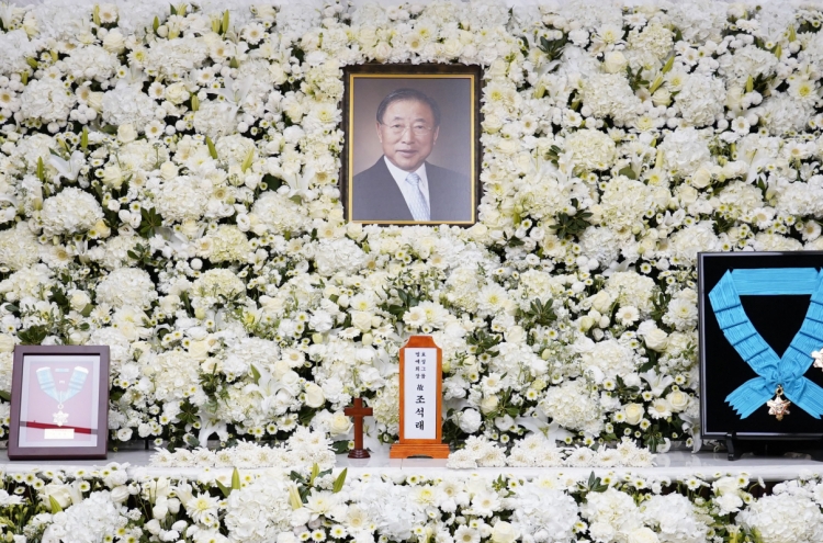 Family, business leaders mourn Hyosung honorary chairman
