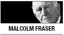 [Malcolm Fraser] America’s self-inflicted decline