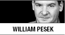 [William Pesek] Billionaire’s return may put riot police to work