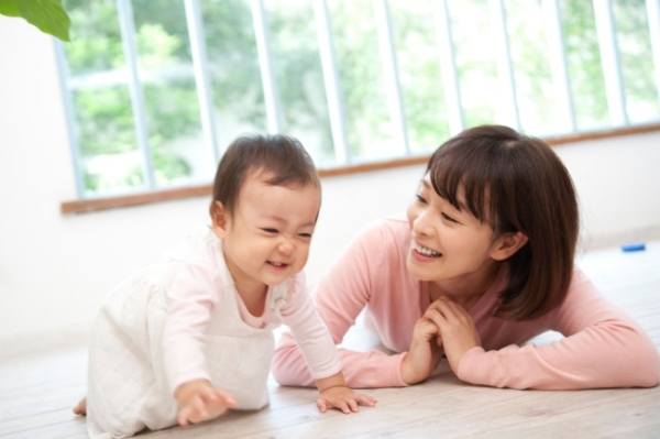 [Voice] How should Korea address single parenthood?
