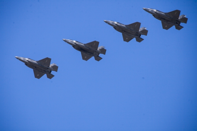 The US Marine Corps F-35B Lightning II demonstrates its refueling capabilities on Marine Corps Air Station Camp Pendleton, Calif., Jan 30, 2017. (US Marine Corps Photo by Lance Cpl. Ryan Kierkegaard)