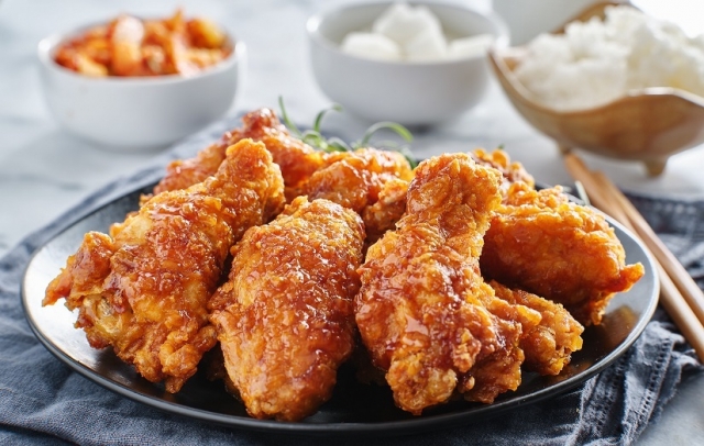 Korean-style fried chicken (123rf)