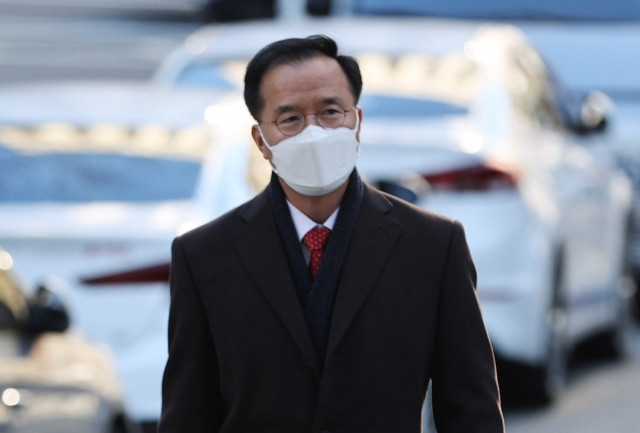 Kim Kwang-ho, the chief of the Seoul Metropolitan Police Agency, appears at a special investigation team's headquarters in western Seoul on Friday. (Yonhap)