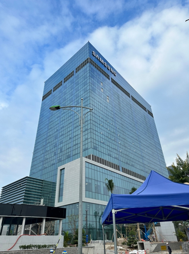 Samsung Electronics Research and Development center in Hanoi, Vietnam (Byun Hye-jin/The Korea Herald)