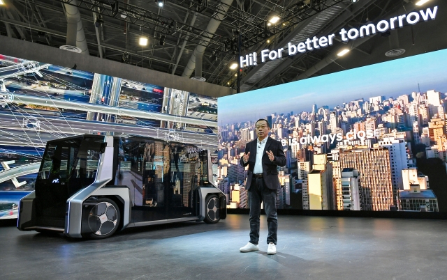 Hyundai Mobis CEO Cho Sung-hwan speaks in a media showcase at CES 2023 in Las Vegas on Thursday. (Hyundai Mobis)