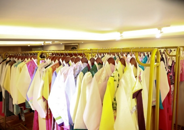 Hanbok rental shop Cung in Hoan Kiem, Hanoi (Courtesy of Cung)