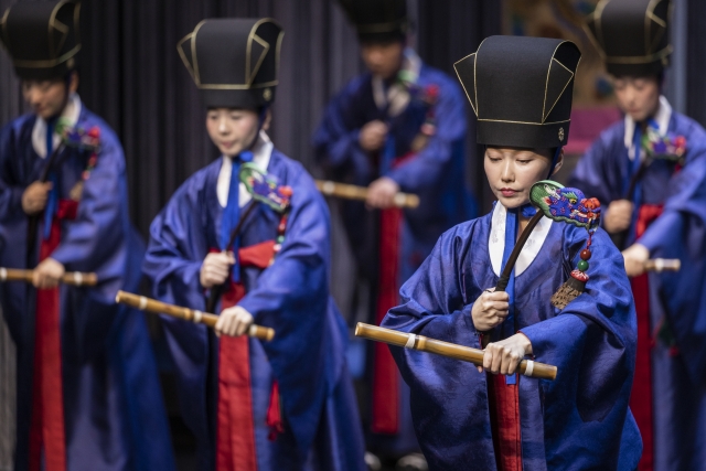 Members of the National Gugak Center perform Jongmyo Jeryeak. (National Gugak Center)