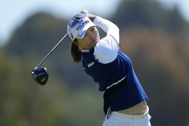 Jin Young Ko tees off at the fourth hole during the final round of LPGA's DIO Implant LA Open golf tournament on April 2 in Palos Verdes Estates, Calif. (AP Photo/Ashley Landis)