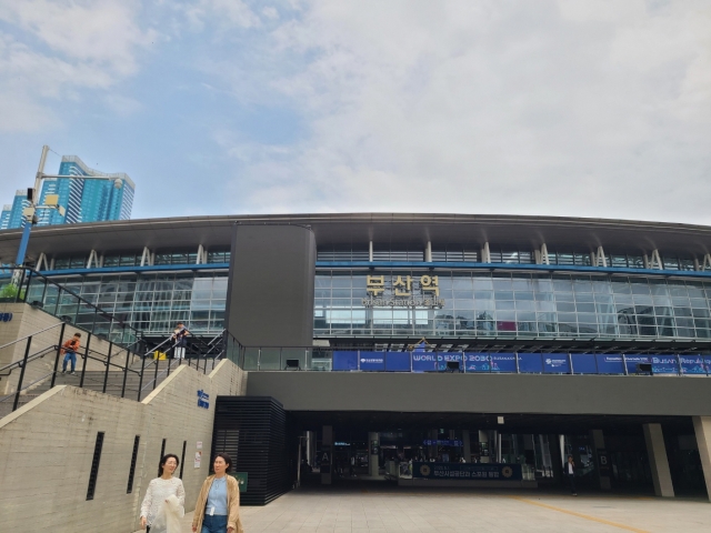 Busan Station (Jung Min-kyung/ The Korea Herald)