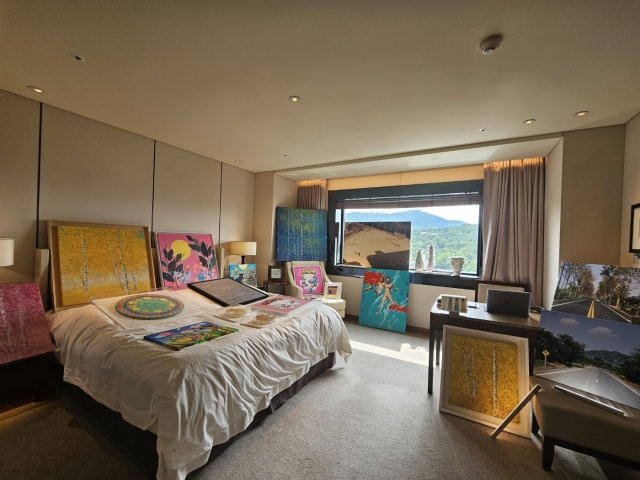 An installation view of a hotel room at the Grand International Art Fair at the Shilla Seoul (Park Yuna/The Korea Herald)