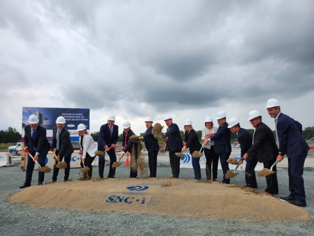 Executives of SK On, Ford and EcoProBM toss in the first shovelfuls of dirt at the groundbreaking ceremony for their joint cathode plant. (SK On)